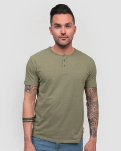 Henley Tee - Non-Branded -Men's daily clothing Mens Essential Henley Olive Front