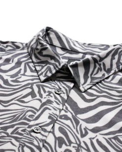 Relaxed Button Up -Men's daily clothing Mens RelaxedButtonUp BlackBeigeAnimal Detail3